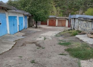 Продаю гараж, 24 м2, посёлок городского типа Грэсовский