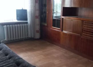 Сдам в аренду 2-ком. квартиру, 44 м2, Барнаул, улица Анатолия, 67