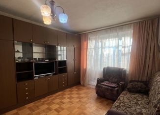 Сдается однокомнатная квартира, 38 м2, Казань, улица Серова, 13