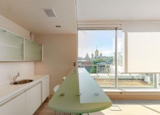 Сдам в аренду 4-комнатную квартиру, 305 м2, Москва, Молочный переулок, 1