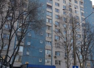 Сдам в аренду четырехкомнатную квартиру, 90 м2, Москва, улица Твардовского, 31к2, метро Строгино