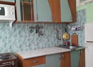 Сдача в аренду трехкомнатной квартиры, 70 м2, Дудинка, улица Матросова, 1