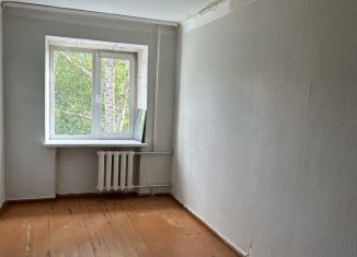 Продажа трехкомнатной квартиры, 57 м2, Омск, улица Энтузиастов, 31