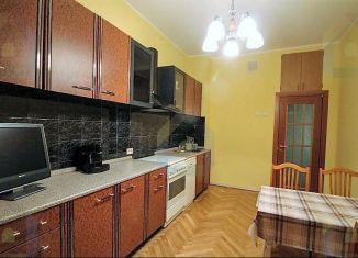 Аренда 3-комнатной квартиры, 86 м2, Москва, Большая Бронная улица, 19