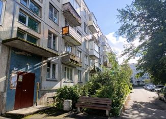 Продам 3-ком. квартиру, 60 м2, посёлок Пудость, улица Зайончковского, 7