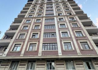 Продается трехкомнатная квартира, 142 м2, Махачкала, улица Некрасова, 83