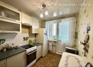 Продажа 2-ком. квартиры, 44 м2, Астраханская область, 1-й микрорайон, 14