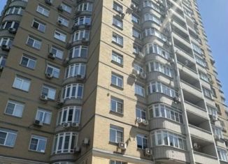 Сдам в аренду трехкомнатную квартиру, 130 м2, Ростов-на-Дону, проспект Чехова, 62