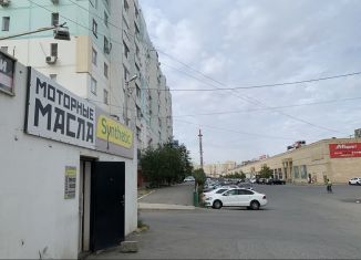 Сдаю в аренду торговую площадь, 30 м2, Астрахань, Минусинская улица, 8блок43