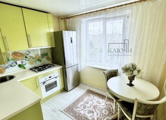 Продам 2-ком. квартиру, 50 м2, Магнитогорск, проспект Карла Маркса, 139/2