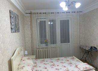 Аренда 2-комнатной квартиры, 60 м2, Дагестан, улица Ирчи Казака, 76