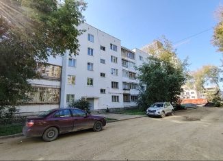 Сдача в аренду 3-комнатной квартиры, 60 м2, Екатеринбург, улица Белинского, 152к4, метро Геологическая