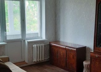 Сдаю в аренду 3-ком. квартиру, 60 м2, Керчь, улица Юных Ленинцев, 17