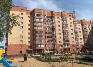 Продаю трехкомнатную квартиру, 70 м2, Омск, Ленинский округ, улица Мишина, 8