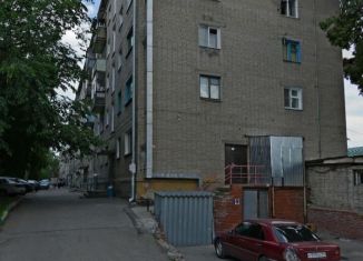 1-комнатная квартира в аренду, 32 м2, Новосибирск, улица Никитина, 13, метро Площадь Ленина