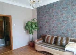 Сдается 2-ком. квартира, 57 м2, Севастополь, улица Умрихина, 12