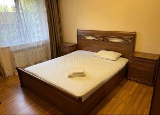 Сдается 4-комнатная квартира, 100 м2, Краснодарский край, улица Ульянова, 53