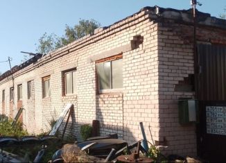 Продаю гараж, 30 м2, Новгородская область, улица Калитина, 73В