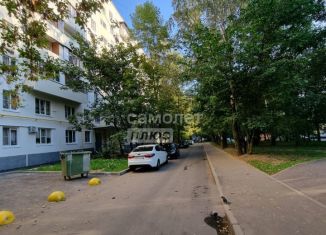 Продаю 3-ком. квартиру, 55 м2, Троицк, микрорайон В, 2