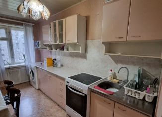 Сдаю 2-ком. квартиру, 50 м2, Новосибирск, улица Никитина, 64