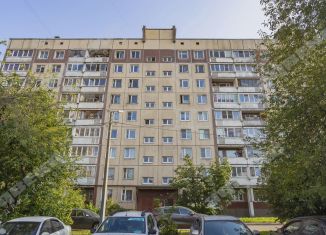 Продам трехкомнатную квартиру, 56.5 м2, Санкт-Петербург, Будапештская улица, 4, метро Проспект Славы