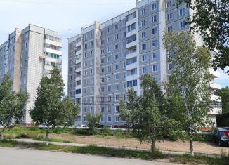 Продажа 3-ком. квартиры, 64.5 м2, Хабаровский край, Октябрьский проспект, 10