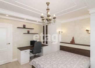 Продается 2-ком. квартира, 70 м2, Тюмень, улица Андрея Бушуева, 2