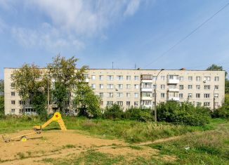 Продается 4-комнатная квартира, 60.9 м2, Пермский край, улица Федосеева, 19