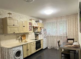 Продам двухкомнатную квартиру, 53 м2, Красноярский край, улица Строителей, 9