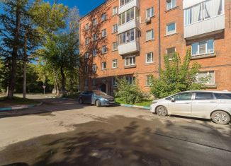 Продается трехкомнатная квартира, 54 м2, Иркутск, Ленинский округ, улица Авиастроителей, 16