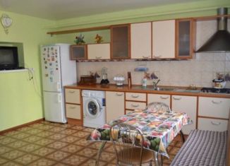 Сдаю в аренду дом, 75 м2, Крым, улица Кирова, 82/10