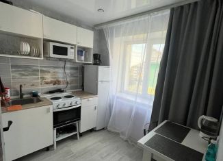 Сдаю 1-ком. квартиру, 30 м2, Новосибирск, улица Ленина, метро Сибирская