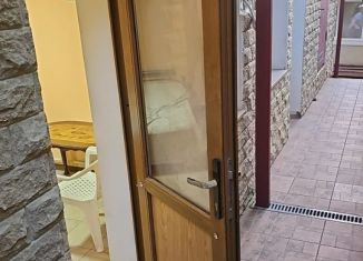 Сдача в аренду комнаты, 8 м2, Краснодарский край, Грушевая улица, 4