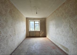 Продажа трехкомнатной квартиры, 58 м2, Ейск, Ясенская улица, 2б