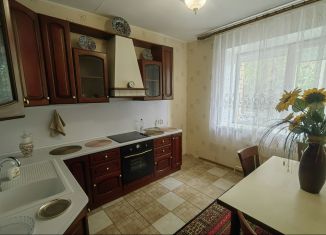 Продается 3-комнатная квартира, 75 м2, Сыктывкар, улица Куратова, 3