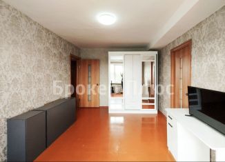 Продам 3-ком. квартиру, 59 м2, Абакан, улица Пушкина, 1