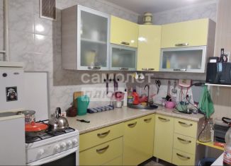 Продается 2-комнатная квартира, 50 м2, Волгоград, улица Пархоменко, 17