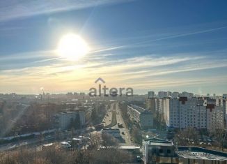 Продам 2-ком. квартиру, 71 м2, Татарстан, Гвардейская улица, 34Б