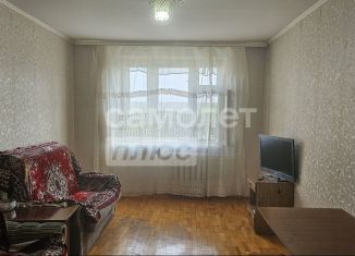 Продажа 3-ком. квартиры, 70 м2, Ставропольский край, улица 9 Мая, 1