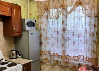 Сдаю в аренду 2-ком. квартиру, 45 м2, Москва, Литовский бульвар, 3к2