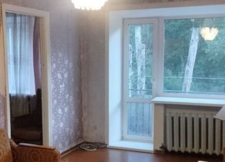 Продам 2-ком. квартиру, 42 м2, Комсомольск-на-Амуре, Севастопольская улица, 5