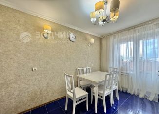 Продается 1-ком. квартира, 47 м2, Чебоксары, улица Строителей, 6