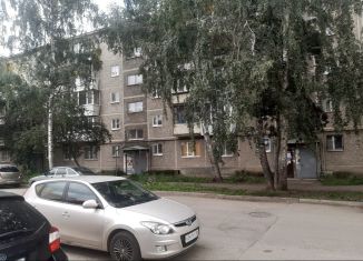 3-ком. квартира на продажу, 53.8 м2, Екатеринбург, улица Кобозева, 12, метро Уралмаш