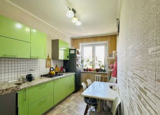 Продается 3-ком. квартира, 67 м2, Татарстан, улица Менделеева, 41