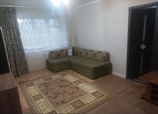 Сдается 1-ком. квартира, 30 м2, Полярный, улица Сивко, 4