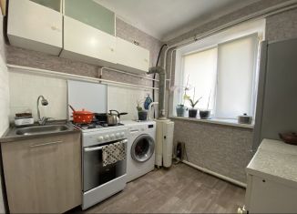 Продам 3-ком. квартиру, 44 м2, Краснодарский край, Красная улица, 99