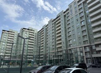 Продажа 1-комнатной квартиры, 43 м2, Махачкала, улица Титова, 144к3, ЖК Родные Просторы