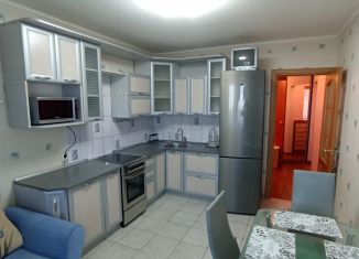 Аренда 1-ком. квартиры, 45 м2, Санкт-Петербург, улица Карпинского, 33к1