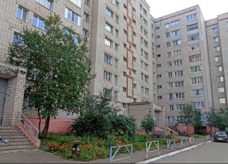 Продаю трехкомнатную квартиру, 60 м2, Удмуртия, улица Баранова, 84