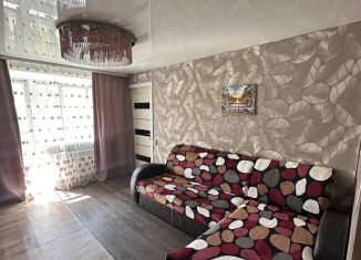 Сдам в аренду 2-ком. квартиру, 50 м2, Таштагол, улица Мира, 33